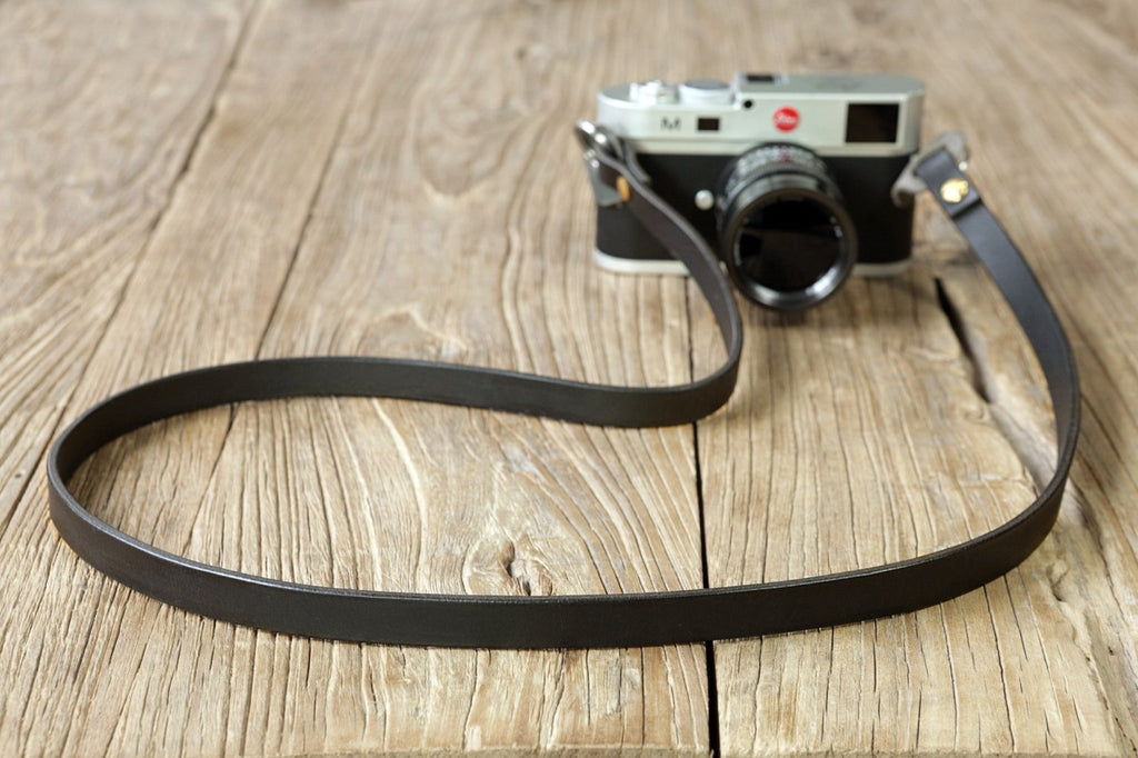 vegetable tanned leather compact camera neck strap