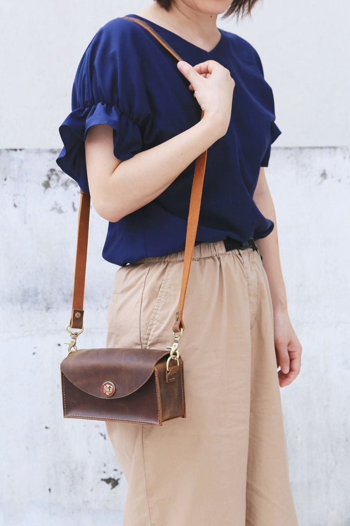 Personalized leather nail polish organizer bag