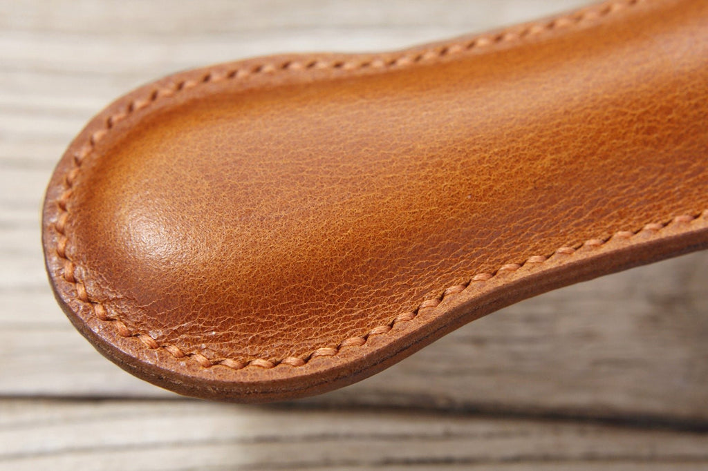 Brown vegetable tanned leather pot handle cover for lodge cast iron skillet
