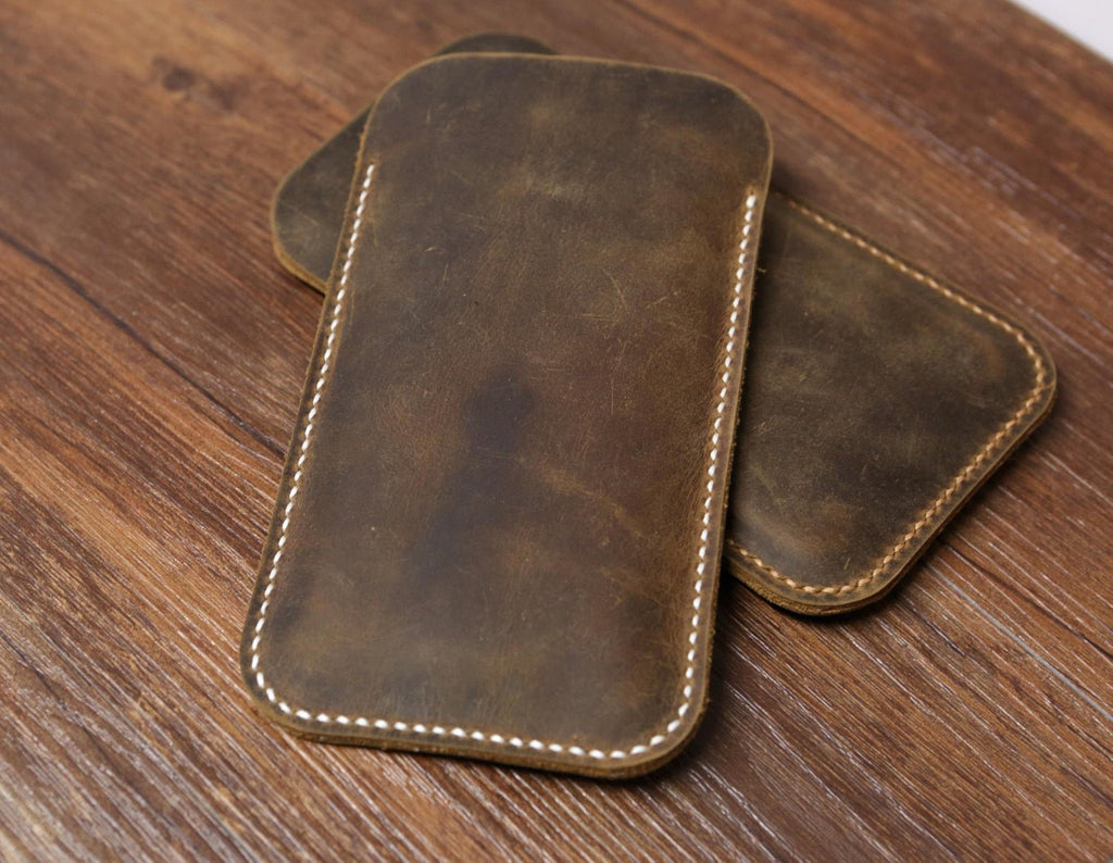 Distressed Brown leather iPhone 17 16 15 14 13 Pro Max sleeve / iPhone Air case sleeve / iPhone 17 16 15 Pro sleeve pouch