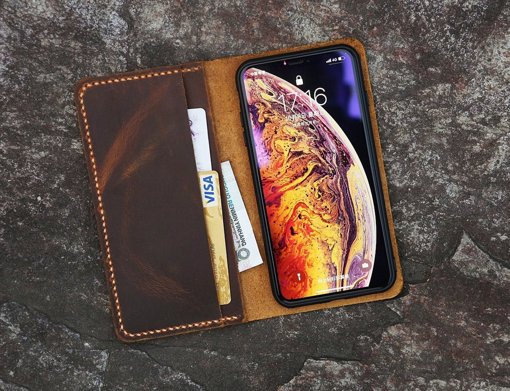 iPhone XR wallet
