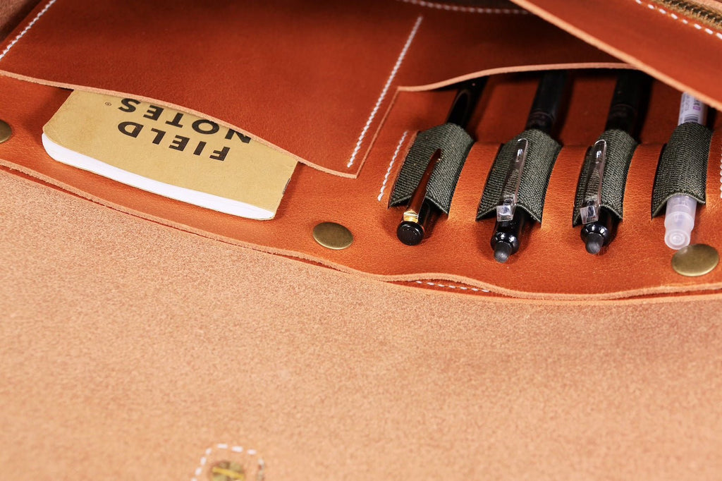 Handmade vegetable tanned leather computer carry bag