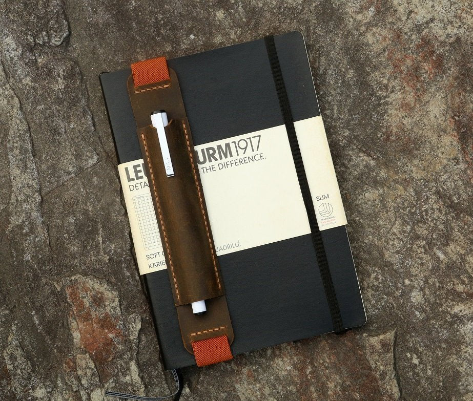 leather pen quiver