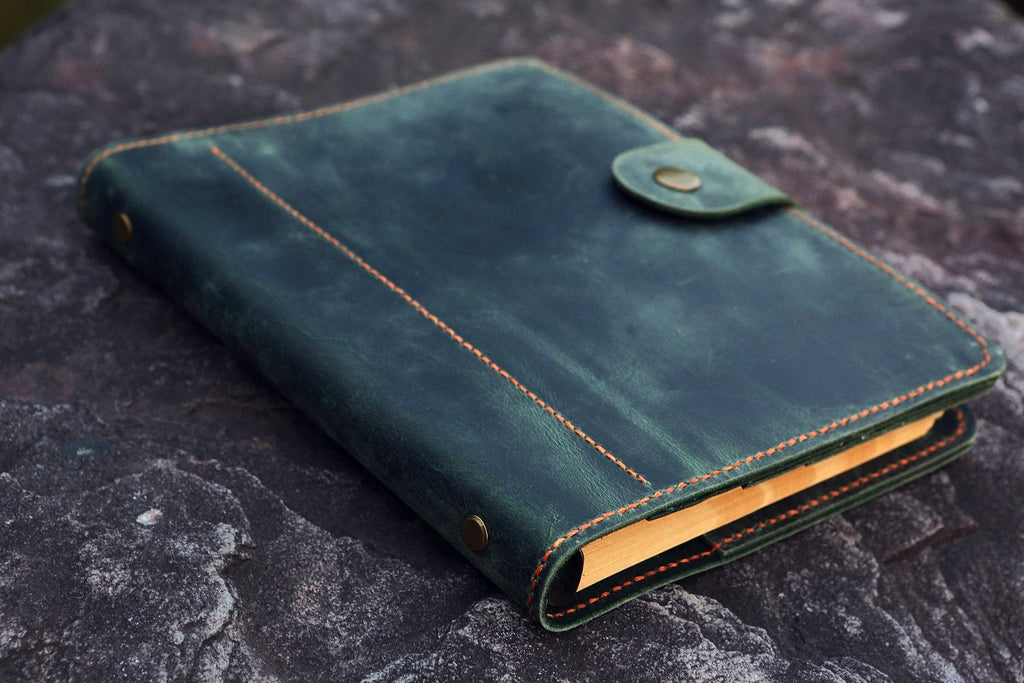 Personalized A5 green distressed leather binder
