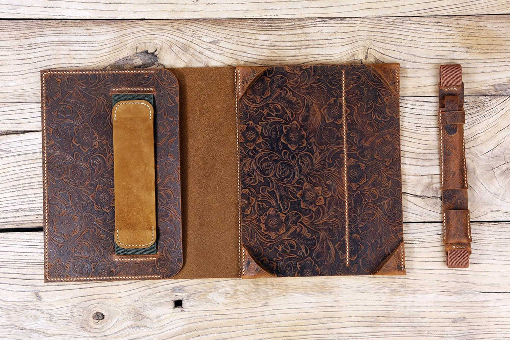Personalized distressed leather Onyx Boox note nova 3 tablet case