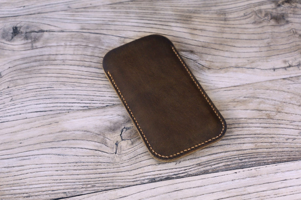 Personalized full grain rustic Leather case sleeve for iPhone SE 2020