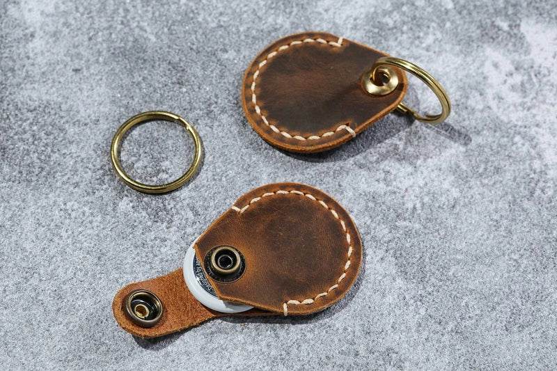 Personalized Leather AirTag Case , vintage leather airtag key fob , apple airtag keychain accessories