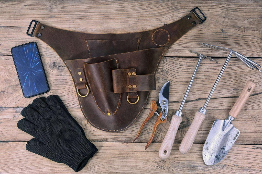 gardening apron with pocket