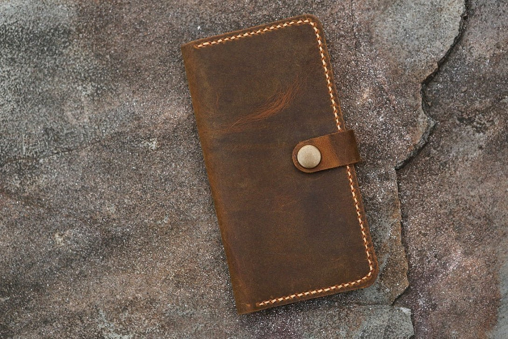 leather iPhone XR wallet