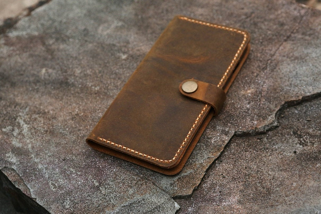 iPhone XR wallet