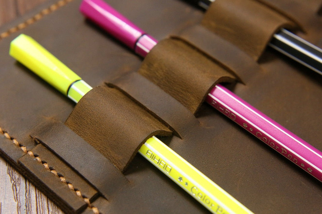 Personalized leather portfolio for A5 Moleskine Agenda Field notes notebook