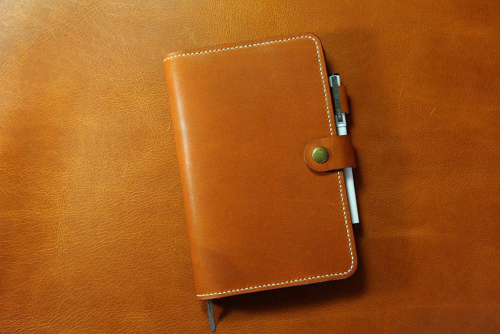vegetable tanned leather cover for moleskine notebook