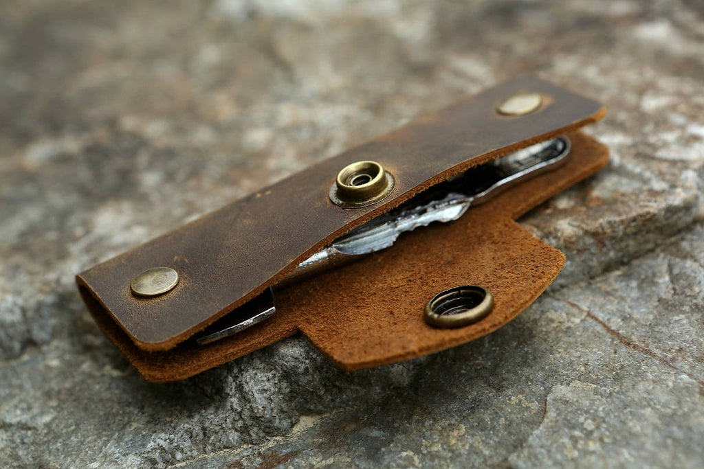 leather key holder
