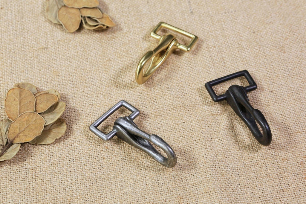 1 ½ in Heavy Duty Brass Plated Snap Hook - Industrial Snap Hooks, Spring Snap  Hooks - Granat Industries, Inc.