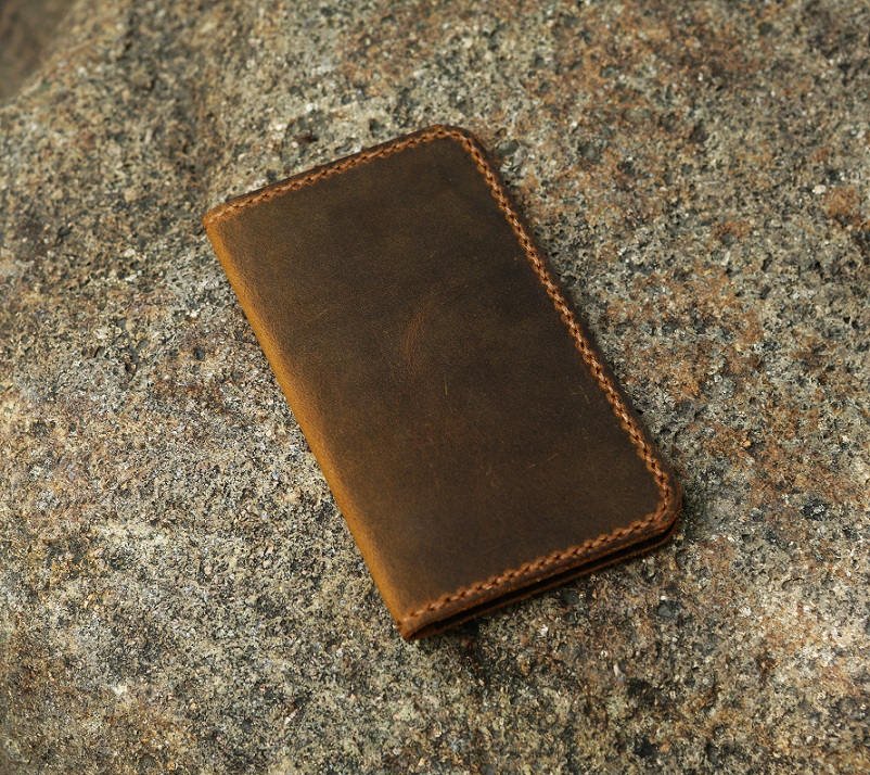 Personalized minimalist leather wallet