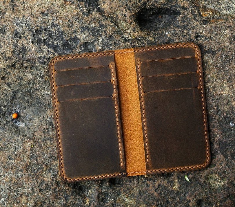 Personalized minimalist leather wallet – DMleather