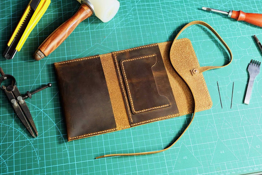Rugged leather rolling tobacco pouch case tobacco accessories